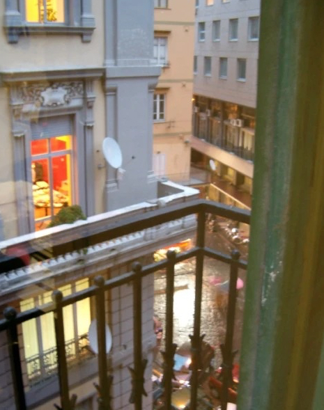 Il mondo visto dallo stage è umido e pauroso